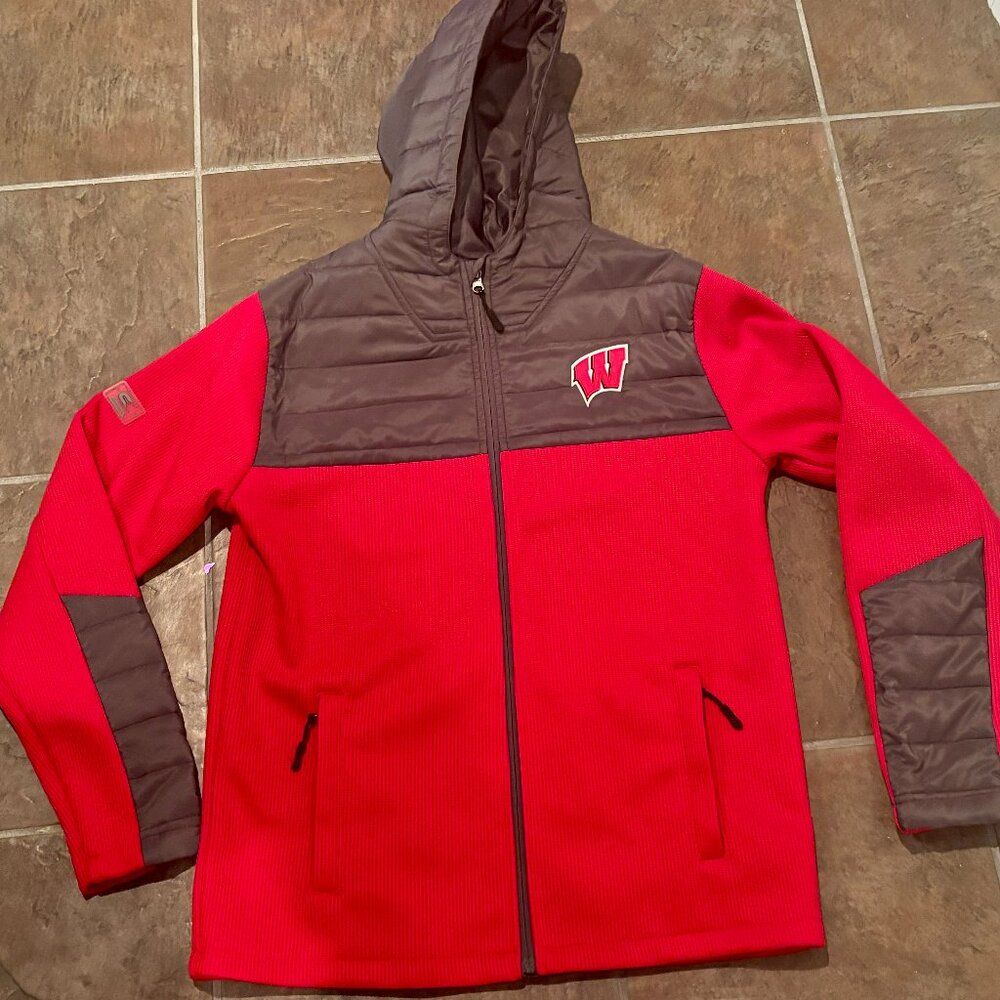 ~~UW WISCONSIN BADGERS BUCKY EMBROIDERED M COLOSSEUM JACKET  BEST WISCONSIN BAD